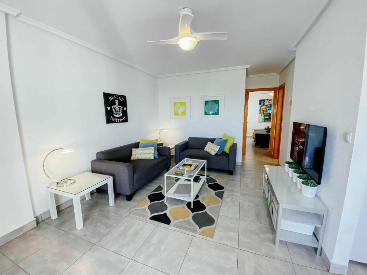 Stunning 2 Bedroom Apartment With Pool View Аликанте Экстерьер фото