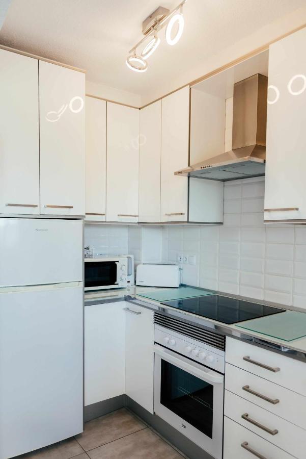 Stunning 2 Bedroom Apartment With Pool View Аликанте Экстерьер фото