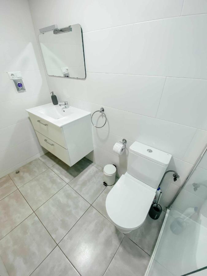 Stunning 2 Bedroom Apartment With Pool View Аликанте Экстерьер фото